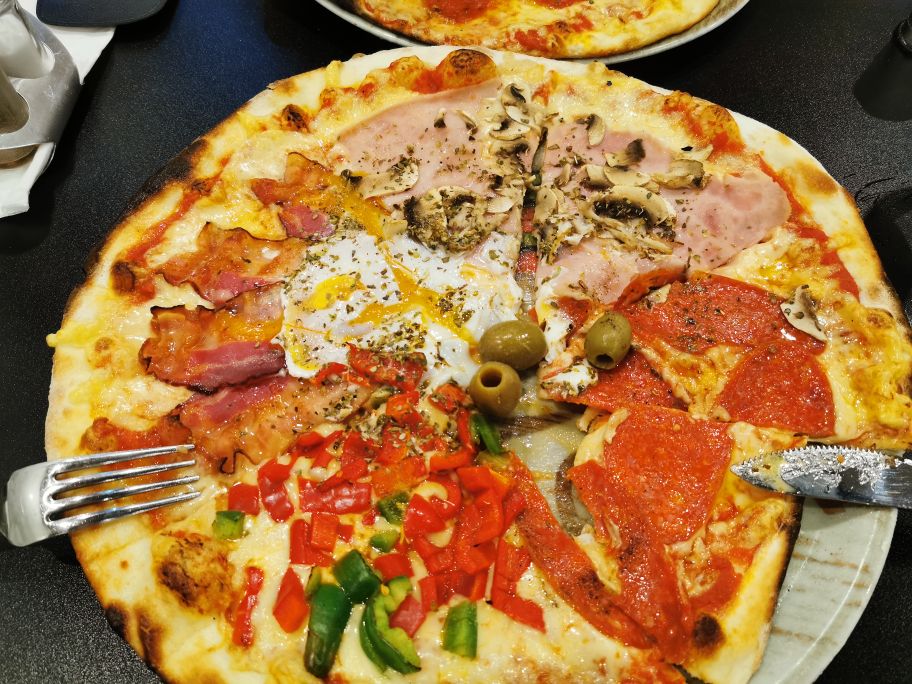 Bar Pizzeria Roma Photo 12